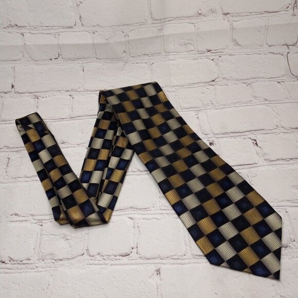 Roberto Villini Mens Navy Gold Geometric All Silk Necktie - Picture 3 of 10